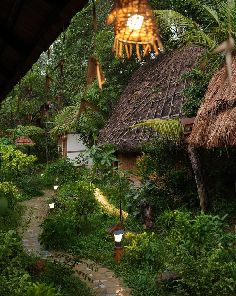 tiny temple varkala