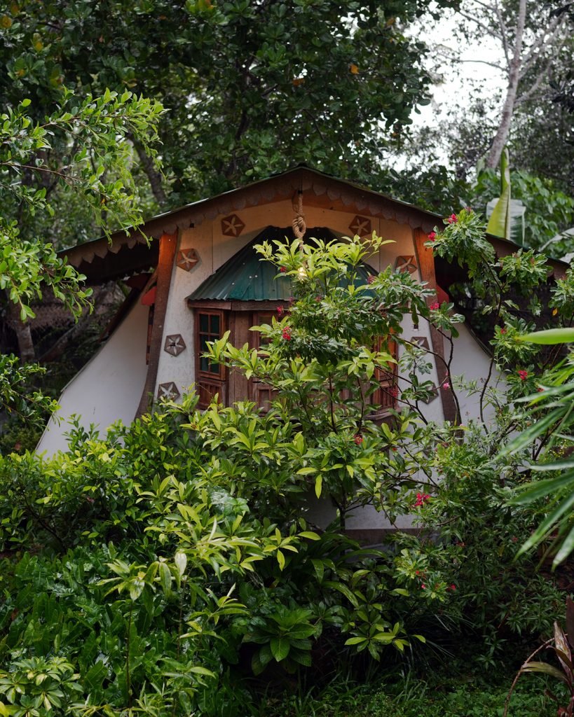 tiny temple varkala